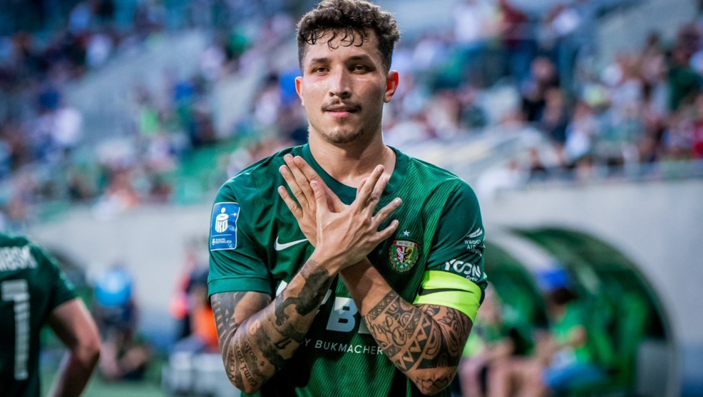 Συνδέθηκε με τον ΠΑΟΚ, συμφώνησε με την Ουμ Σουλάλ ο Έρικ Εσπόσιτο (pic)