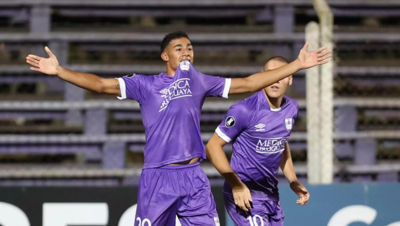 «Πρόταση του Άρη στον Κάρλος Μπεναβιδέζ»