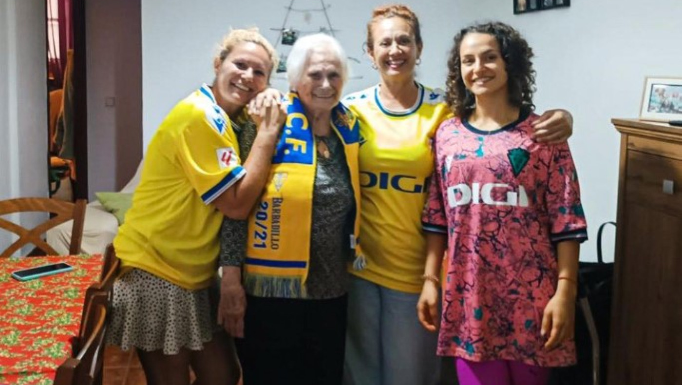 Η Κάντιθ αγόρασε σπίτι 88χρονης αποτρέποντας να της κάνουν έξωση!