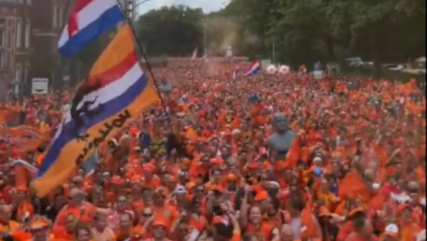 Euro 2024: Οι Ολλανδοί πλημμύρισαν τους δρόμους του Αμβούργου