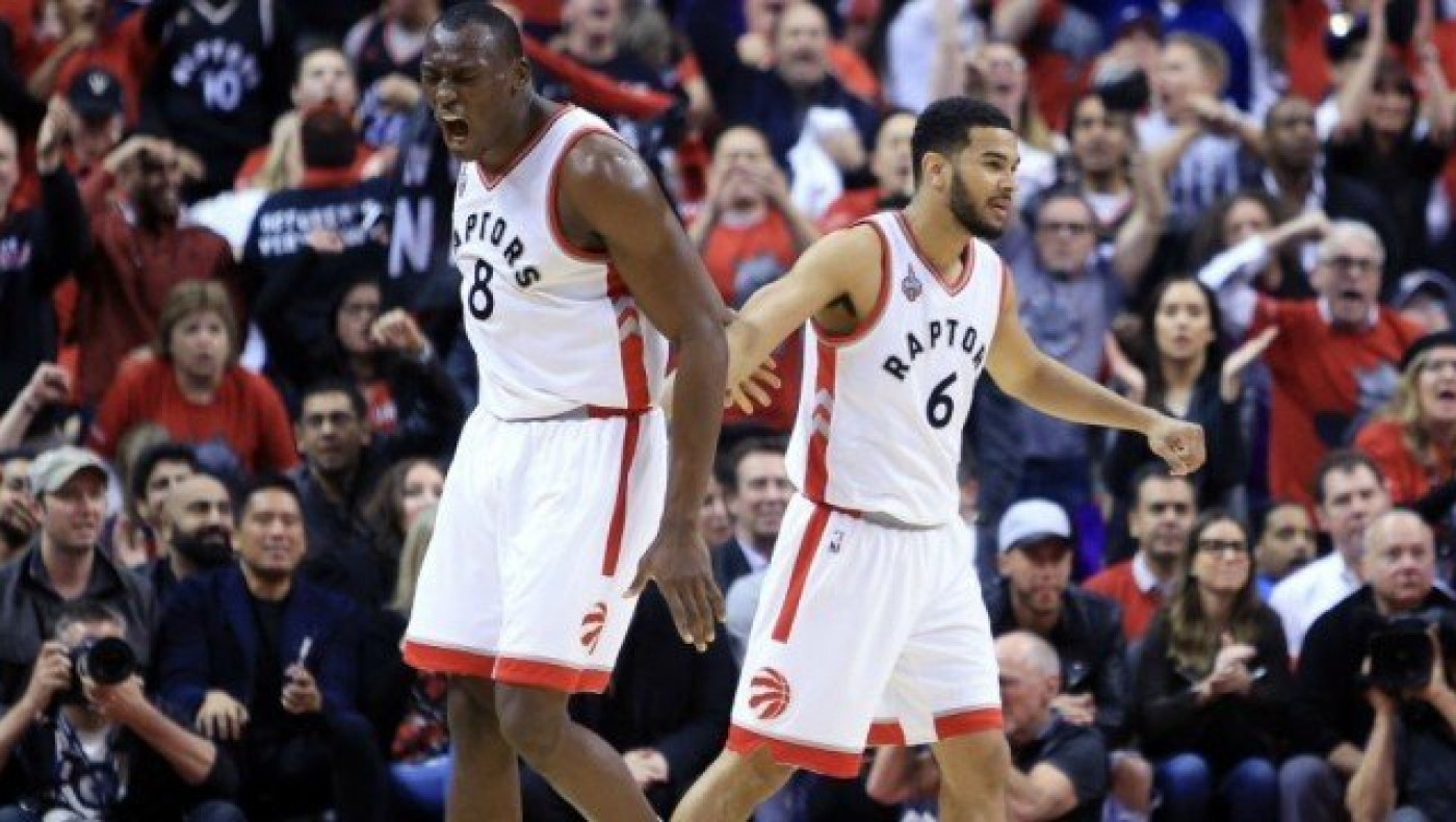 Σούπερ ανατροπή οι Ράπτορς, εύκολα οι Χοκς (videos)