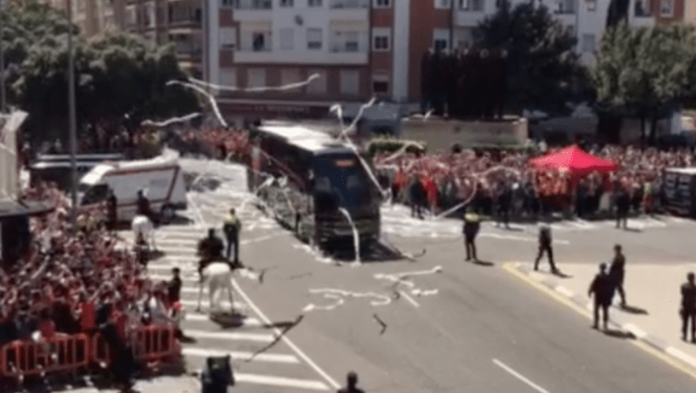 Φαν Χάαλ: «Κάναμε κύκλους στο Λονδίνο, η προθέρμανση άλλαξε»