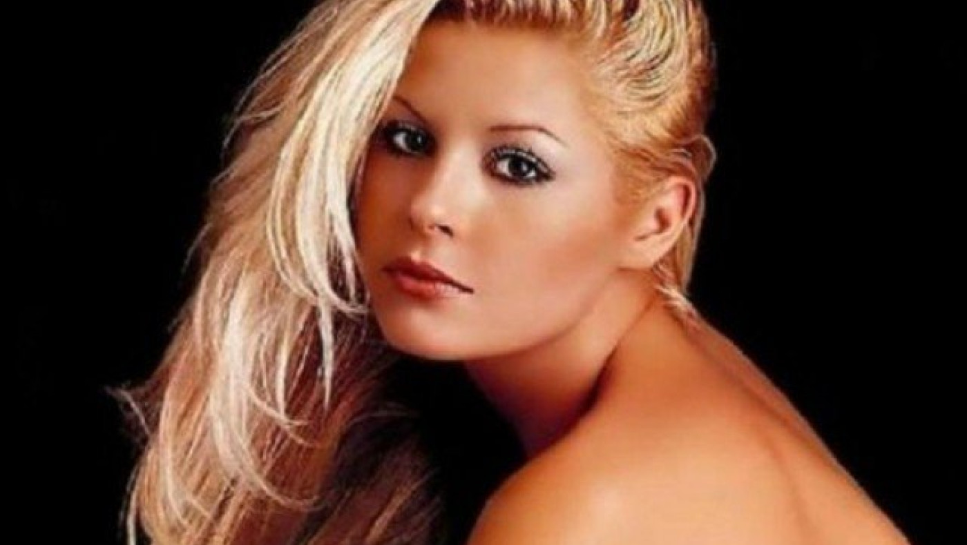 Η Χρύσα Κοντογιώργου γδύθηκε και μας... τρέλανε! (pics)