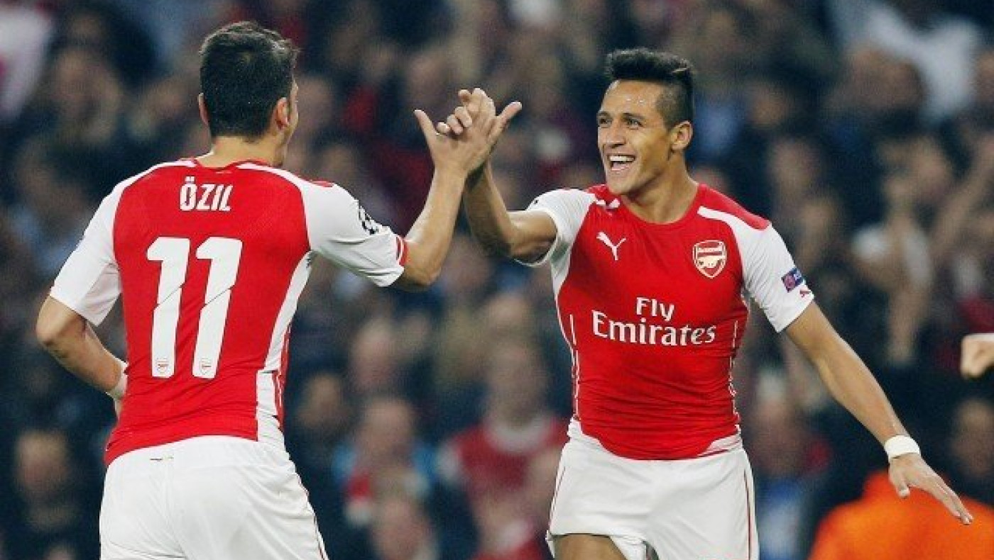 Βενγκέρ: «Θέλουν να παραμείνουν Οζίλ και Σάντσες!»