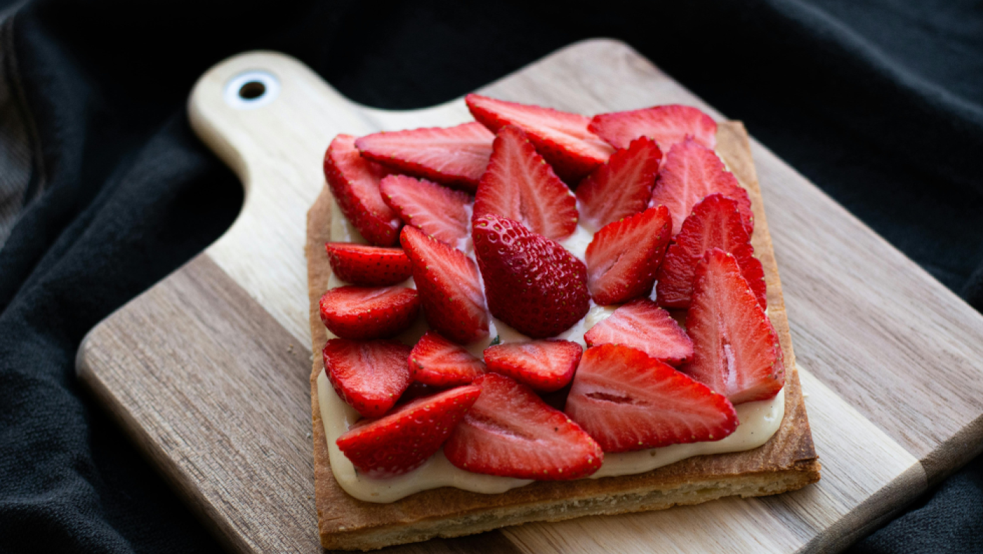 Χοληστερόλη: Το κατακόκκινο φρούτο που «διαλύει» τα λίπη στις αρτηρίες