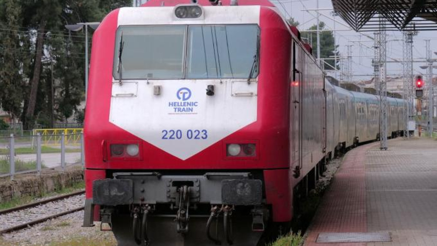 Νέο πρόβλημα στο Θεσσαλονίκη - Αθήνα: Επιβάτες αποβιβάστηκαν στο Λιανοκλάδι μετά από βλάβη της αμαξοστοιχίας