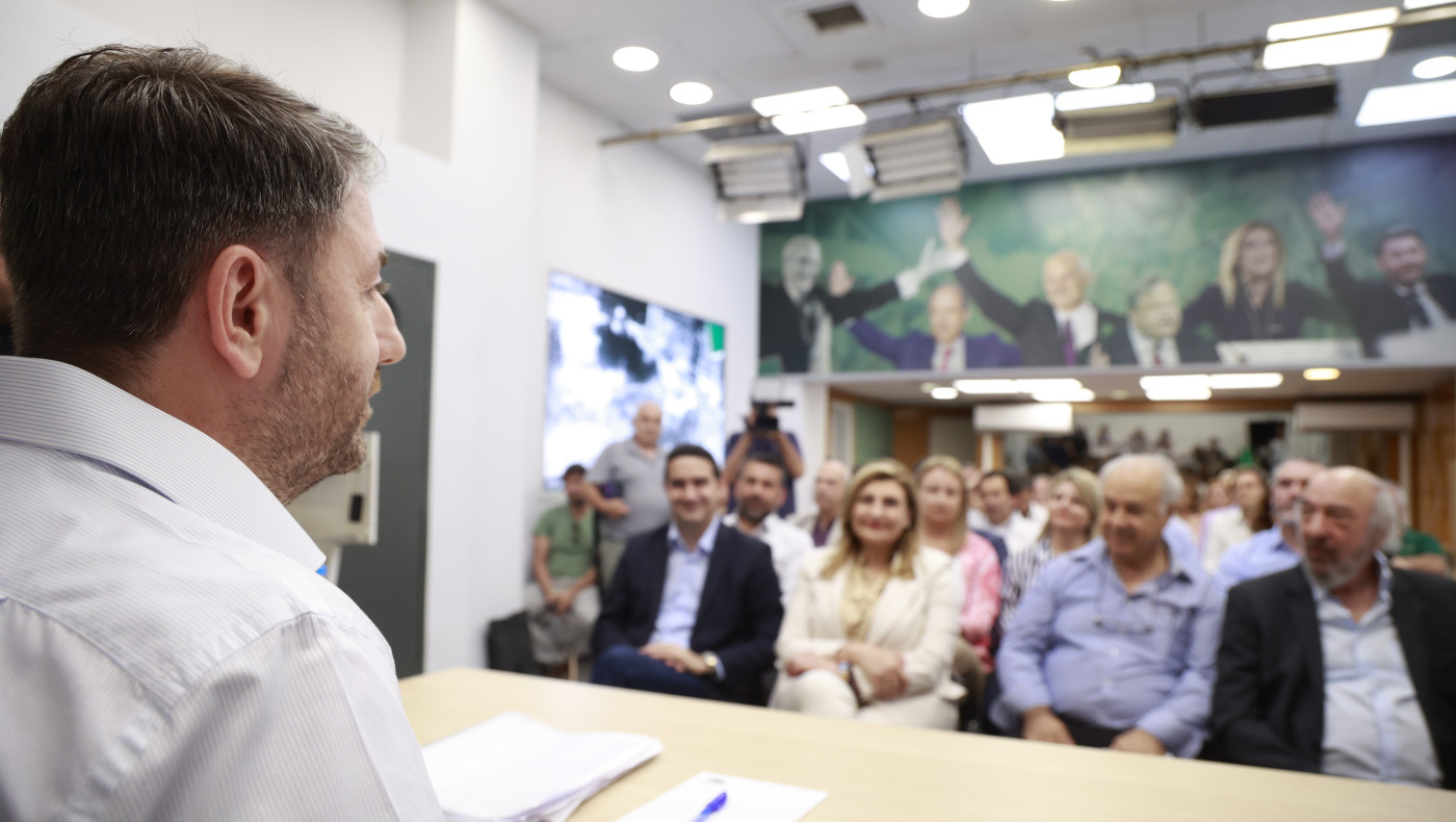 ΠΑΣΟΚ:  Σήμερα η κρίσιμη συνεδρίαση - Ποιοι δηλώνουν «παρών» για τον προεδρικό θώκο