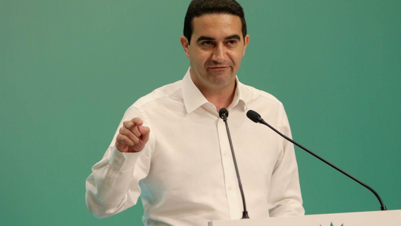 ΠΑΣΟΚ: Υποψήφιος για την ηγεσία και ο Μιχάλης Κατρίνης