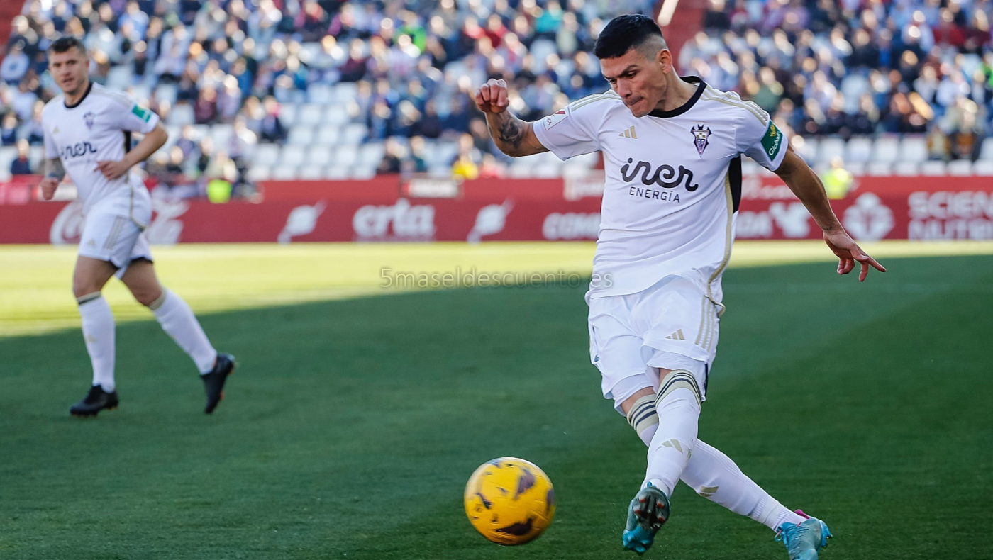 Το πρέσινγκ  του Αρη στον Σίλβα