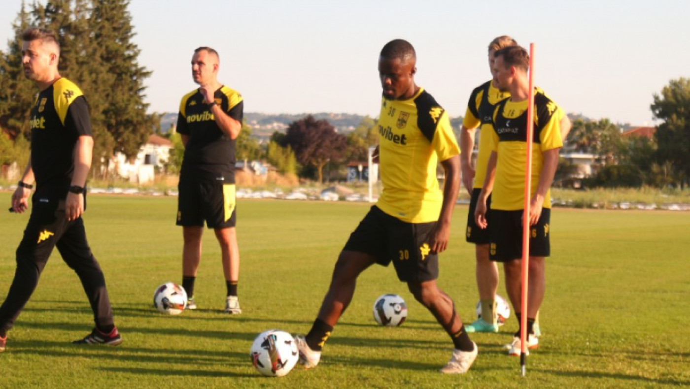 Άρης: Προπόνηση με Μάντζιο και Σουλεϊμάνοφ