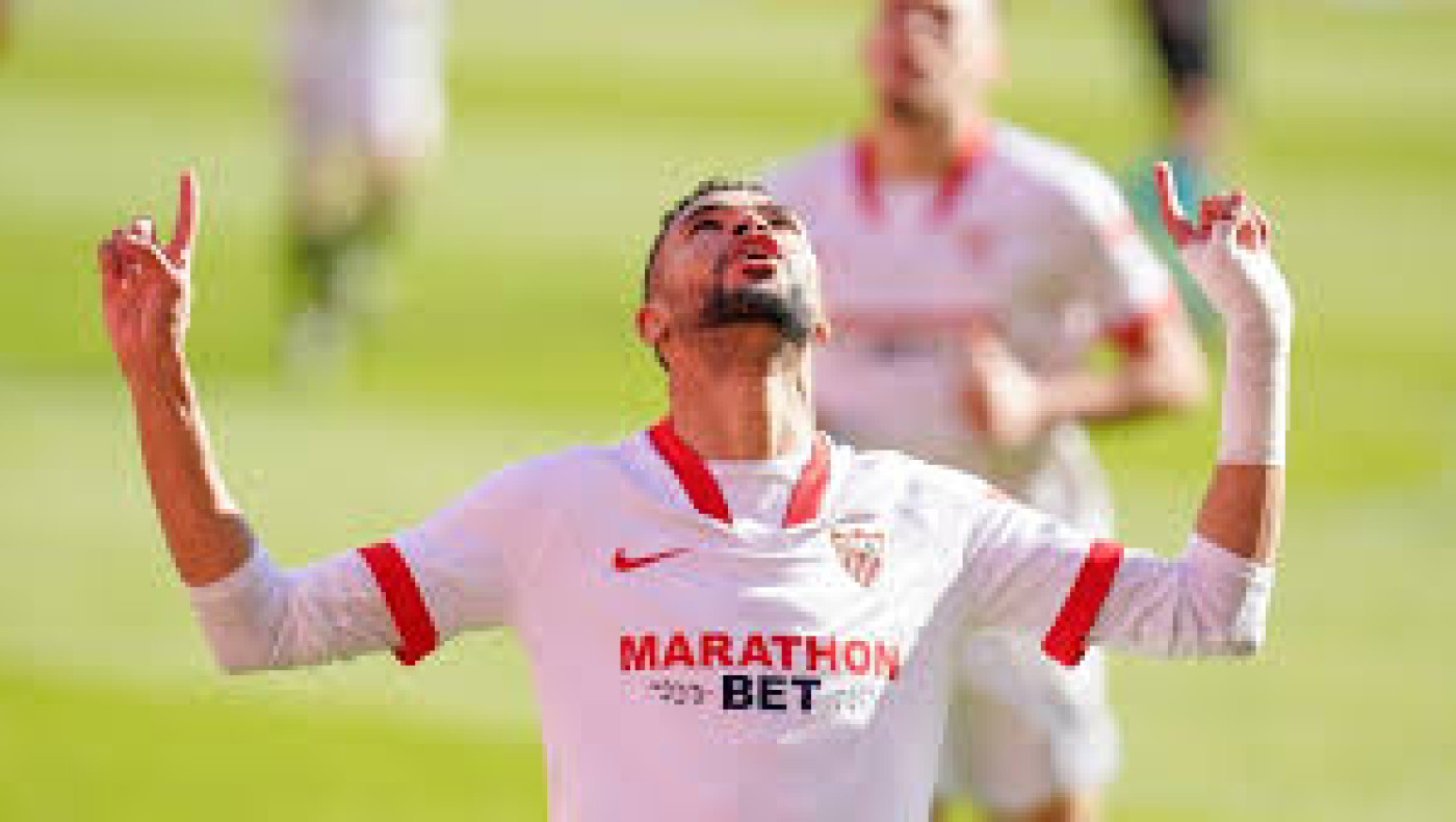 Φενέρμπαχτσε: Κοντά σε συμφωνία με τον Εν Νεσίρι