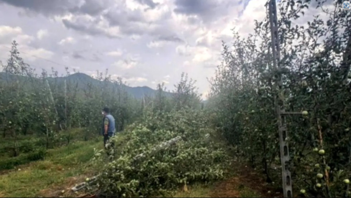 Ισχυρή χαλαζόπτωση έπληξε την Πέλλα