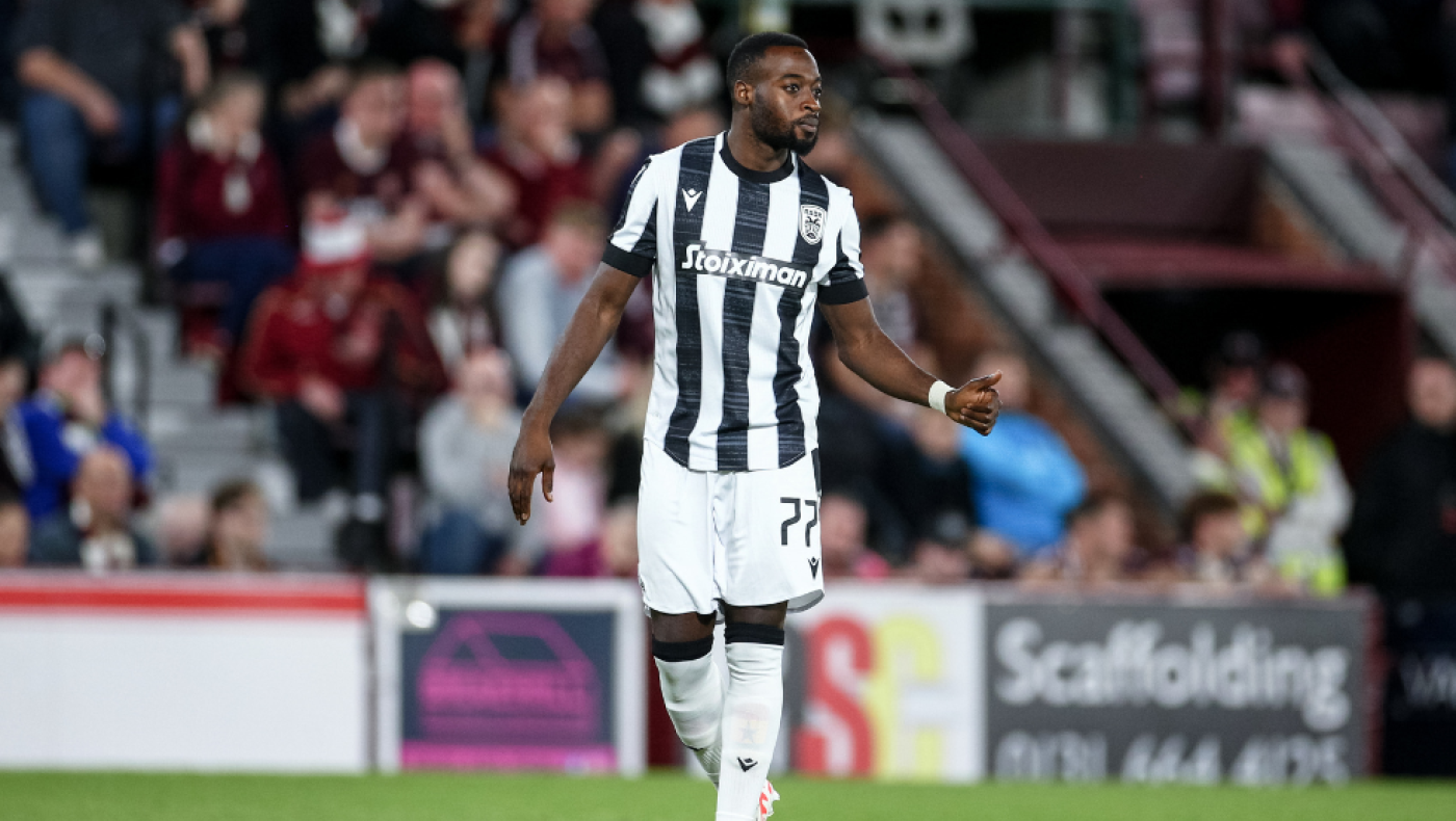 Ο Νάρεϊ επέστρεψε στην Ελλάδα!