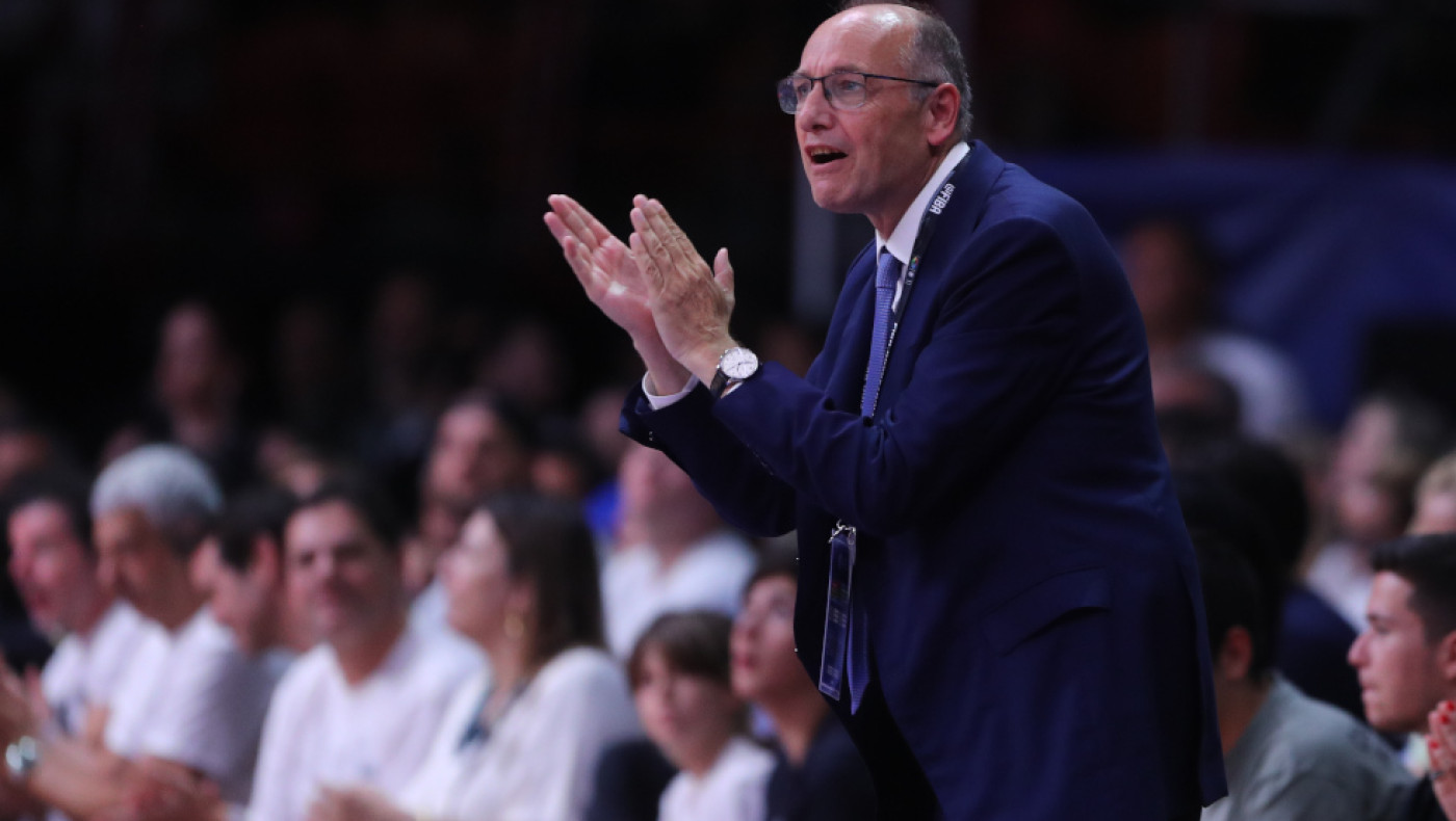 Λιόλιος: «Είμαι περήφανος για ό,τι κάνω, θέλω ενωμένο και καθαρό μπάσκετ»