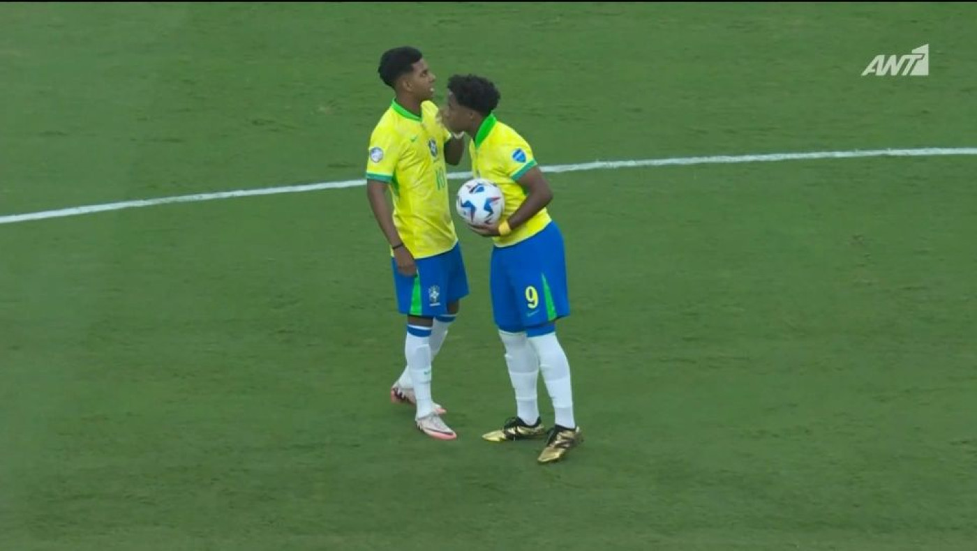 Βραζιλία - Ουρουγουάη: Ο Έντρικ έκανε μια σωστή πάσα σε όλο το ματς και αυτή ήταν στο εναρκτήριο λάκτισμα!