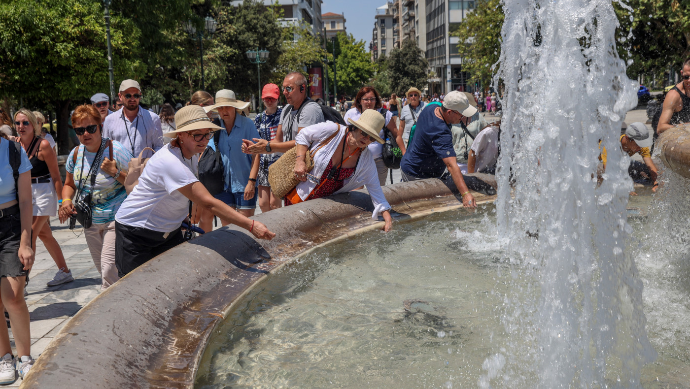 Έρχονται 43άρια από Δευτέρα: Ποιες περιοχές θα «βράσουν»