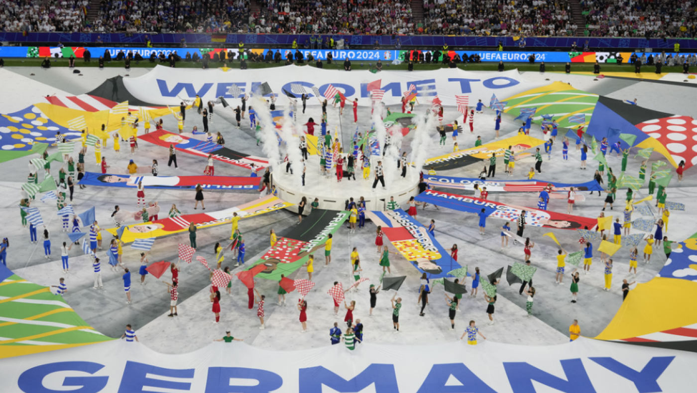 Οι Γερμανοί διδάσκουν πολιτισμό και οι Τούρκοι τυφλό φανατισμό