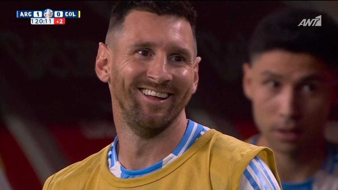 Μέσι:  Στέφθηκε «βασιλιάς» με... τους περισσότερους τίτλους στην ιστορία του ποδοσφαίρου