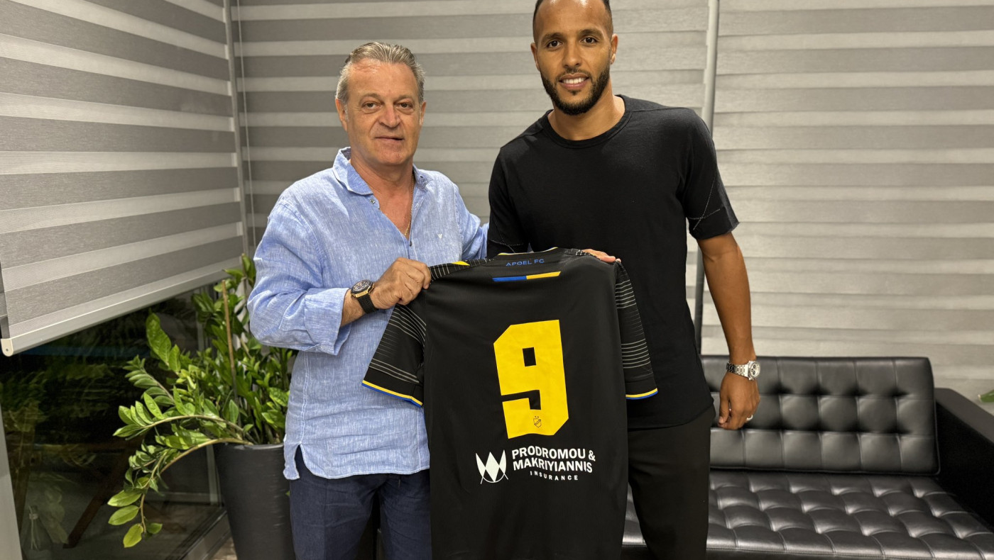 Ο ΑΠΟΕΛ παρουσίασε τον Ελ Αραμπί σε βίντεο με... πιστόλια