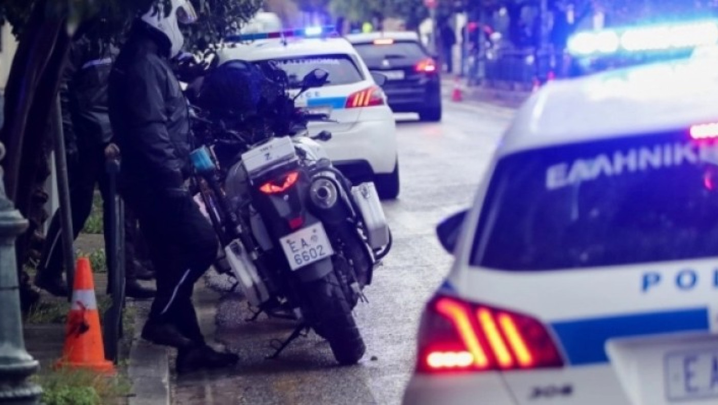 Θεσσαλονίκη: Σύριος καρφώθηκε σε κολωνάκια, μετά από καταδίωξη της αστυνομίας