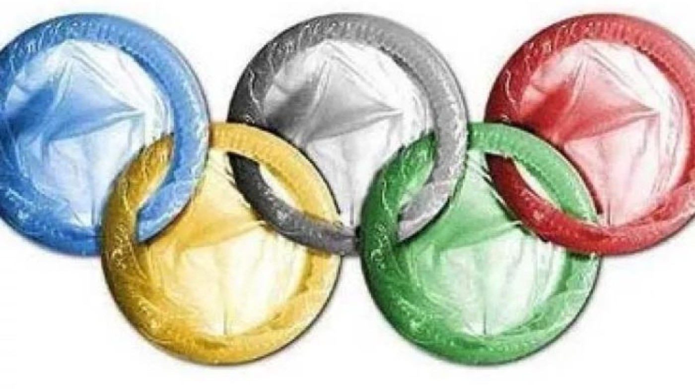 Ολυμπιακοί Αγώνες: Θα διατεθούν 20.000 γυναικεία προφυλακτικά 200.000 ανδρικά και 10.000 οδοντικά φράγματα