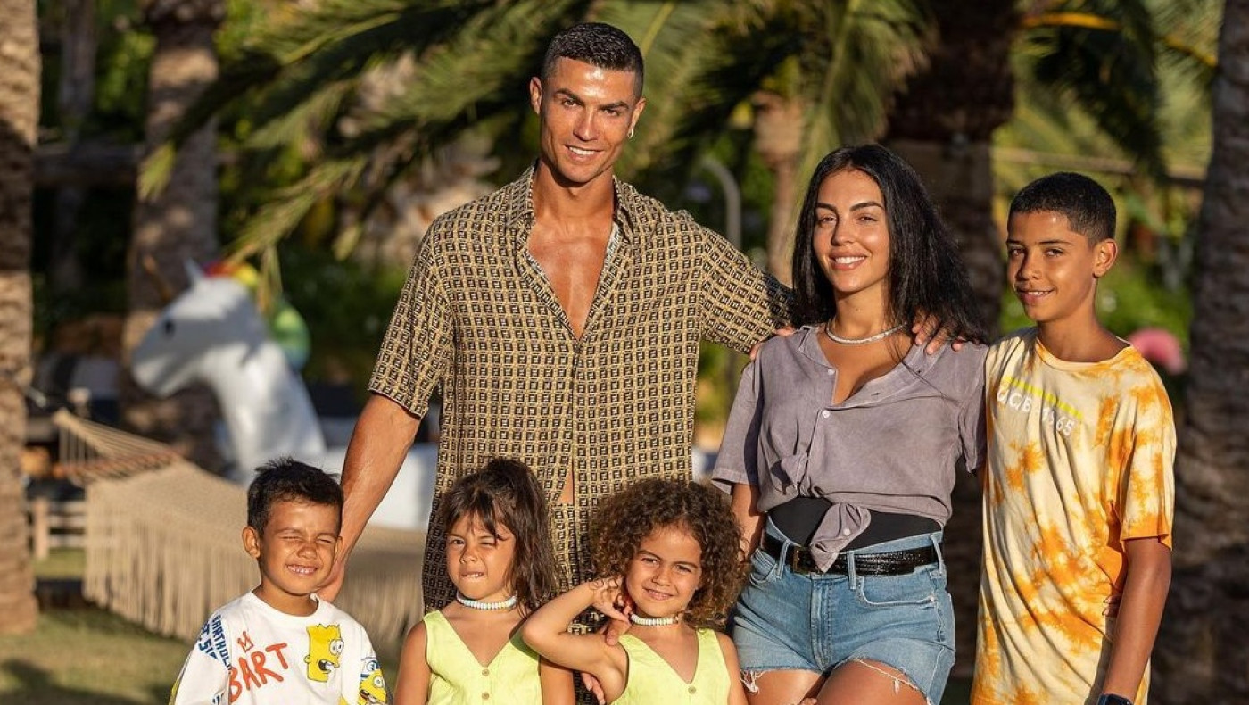 Κριστιάνο Ρονάλντο: Χλιδάτες διακοπές με την οικογένεια του στην Ερυθρά θάλασσα