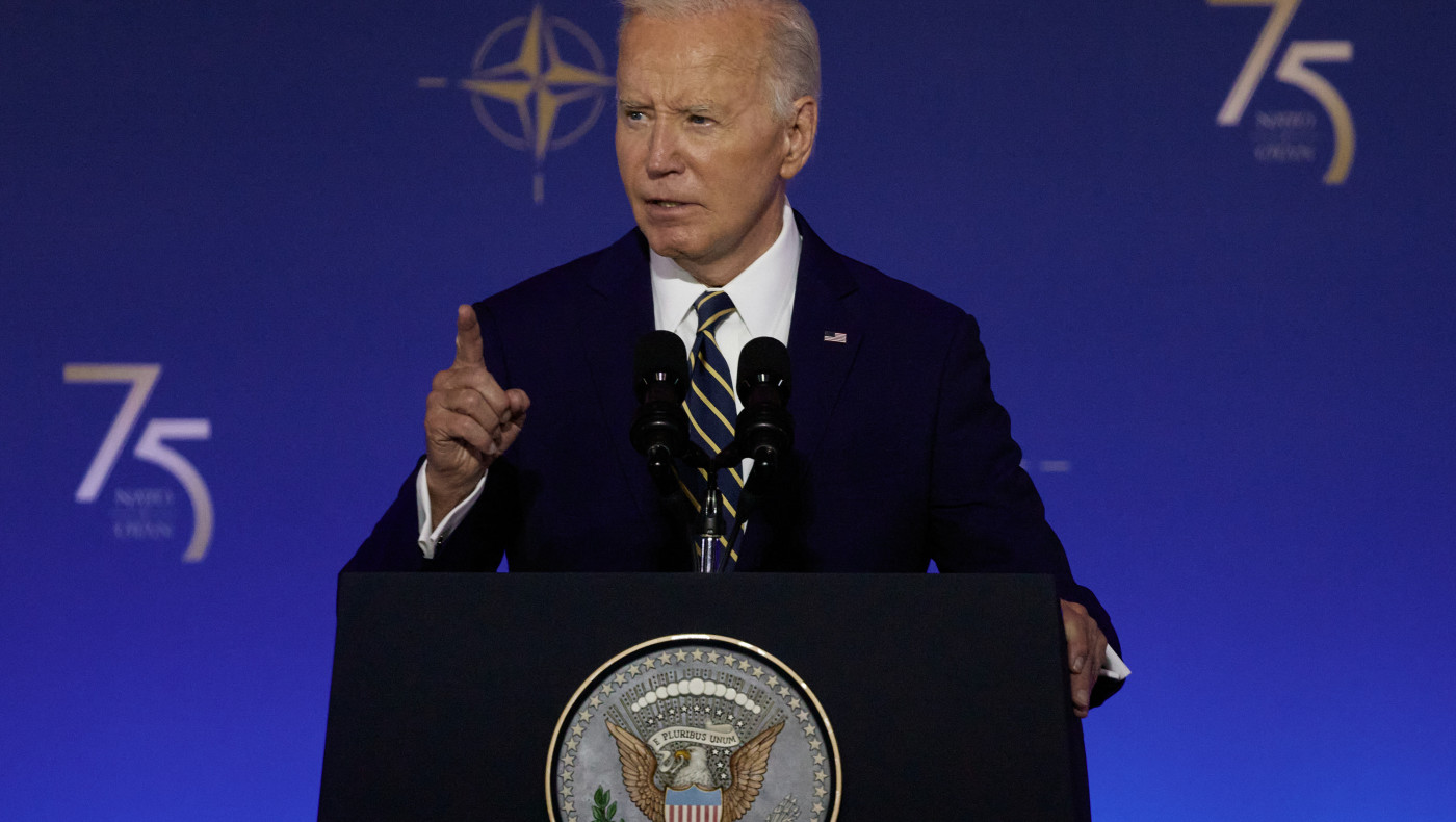 Μπάιντεν: Το παρασκήνιο πίσω από την απόσυρση - Ποιοι «φλερτάρουν» με το χρίσμα