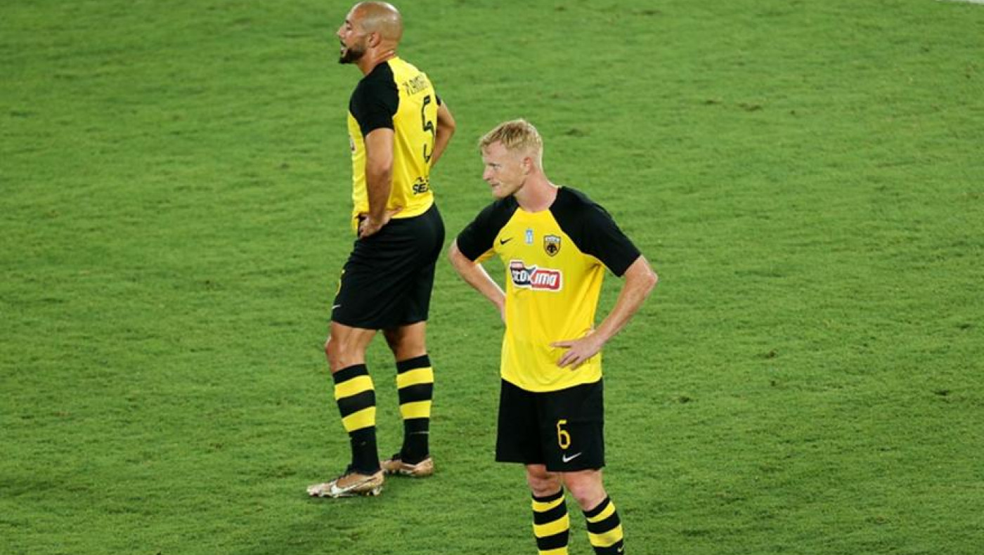 ΑΕΚ: Άγριο «κράξιμο» στους παίκτες από τους οπαδούς