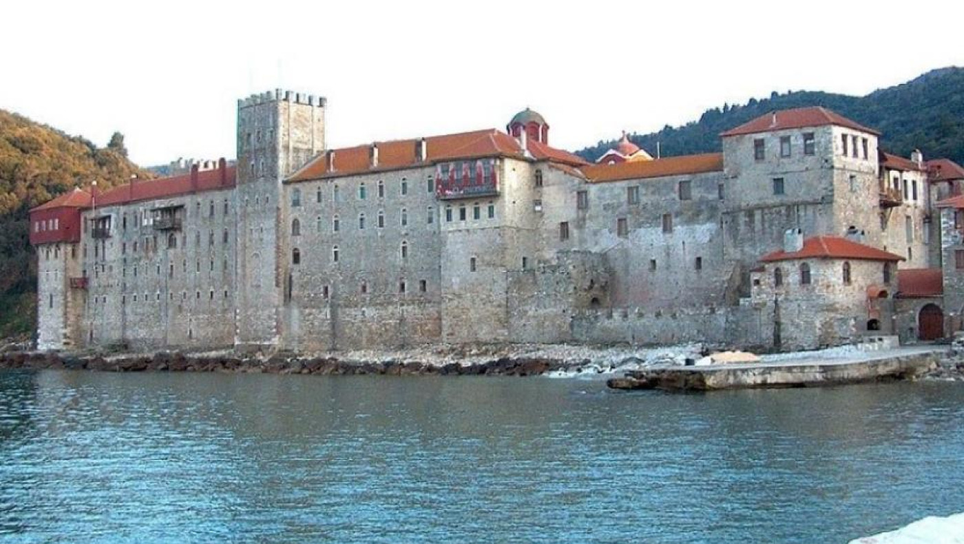 Άγιο Όρος: Αναστάτωση για ενδεχόμενη αστυνομική έφοδο στη Μονή Εσφιγμένου