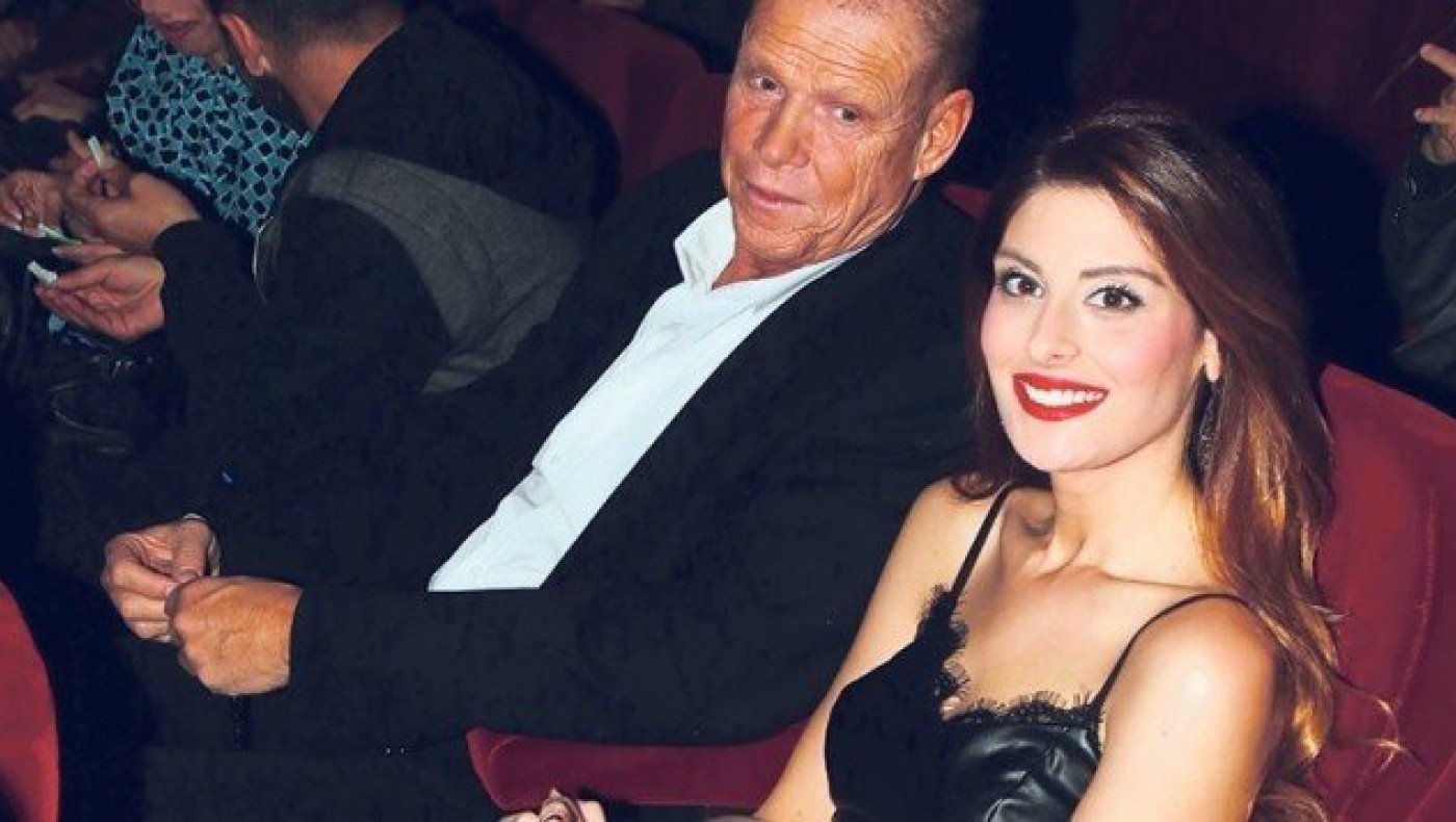 Τζώνη Καλημέρης και Αθηνά Σαλαγκούδη ερωτευμένοι στη Μύκονο (ΒΙΝΤΕΟ)