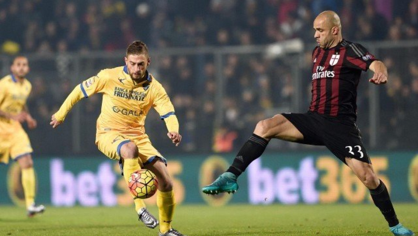 Ο Μενέζ... γλύτωσε τη Μίλαν και «υποβίβασε» τη Φροζινόνε!