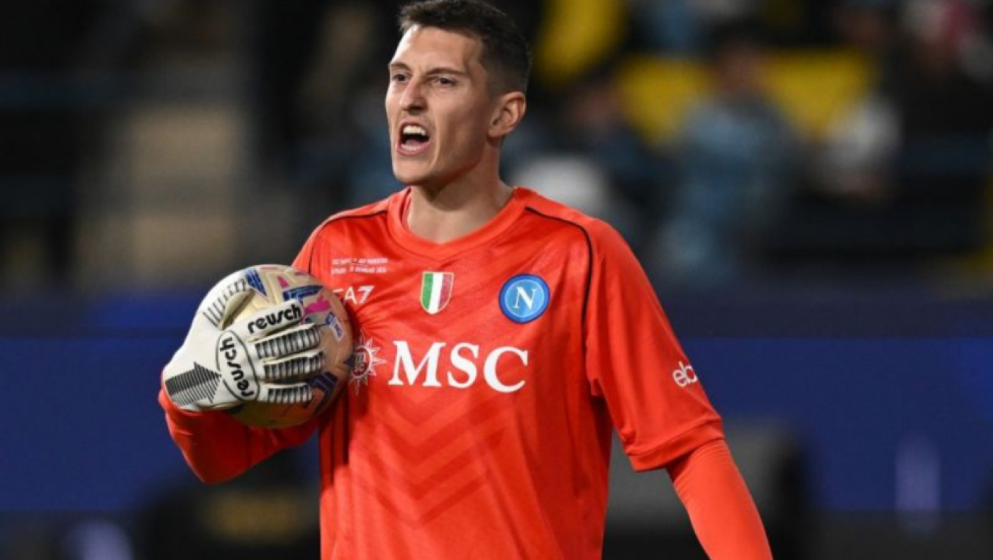 Σε πρώτο πλάνο ο Πιερλουίτζι Γκολίνι για τα γκολποστ της Τζένοα