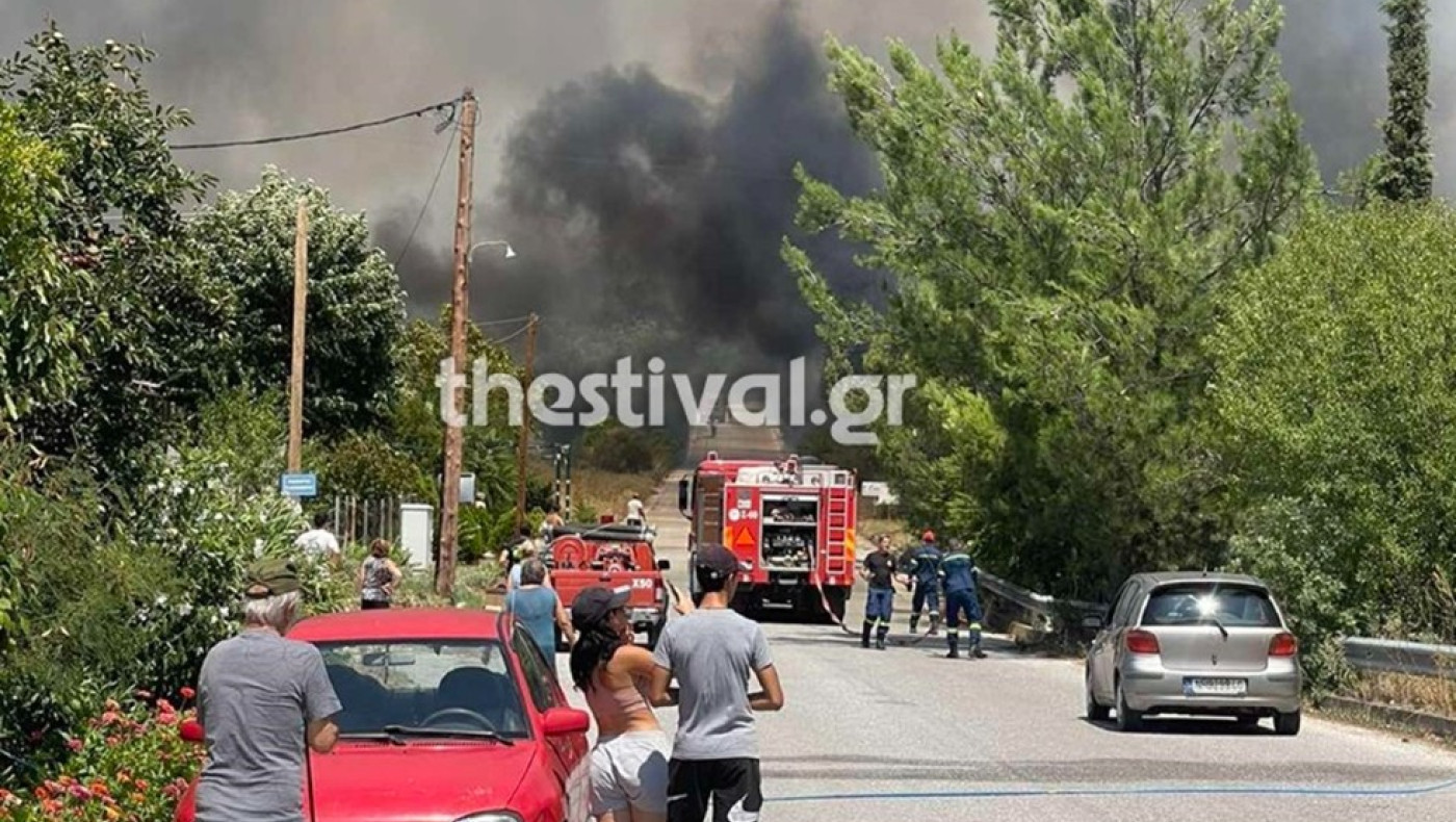 Θεσσαλονίκη: Υπό έλεγχο η πυρκαγιά στο Δερβένι-Πώς προκλήθηκε (vid)