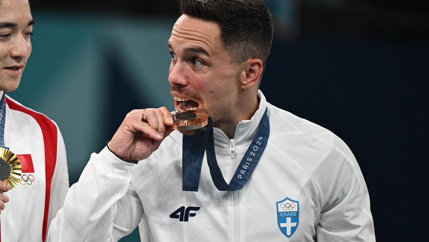 Ολυμπιακοί Αγώνες: Η απονομή μεταλλίου στον Πετρούνια
