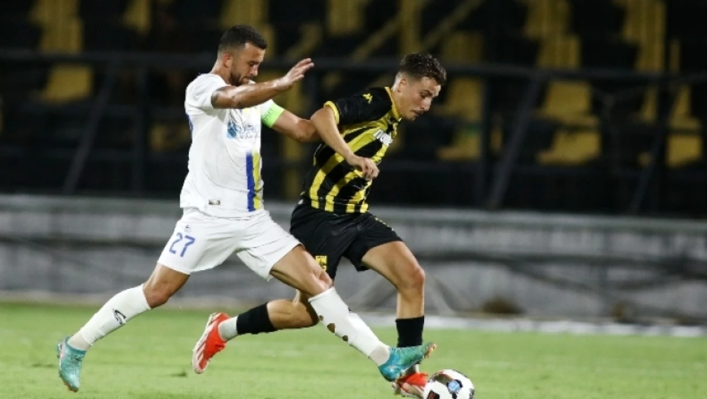 Οι καλύτερες φάσεις και τα γκολ από το Άρης-Ελμπασάνι