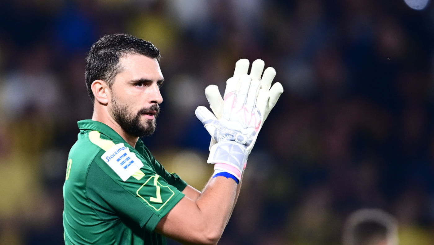 Η ομάδα έκπληξη που συνεχίζει την καριέρα του ο Στέφανος Καπίνο