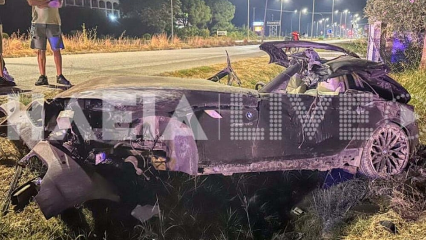 Πύργος: Οδηγός προσέκρουσε σε μεταλλικές κολώνες και διαμελίστηκε!