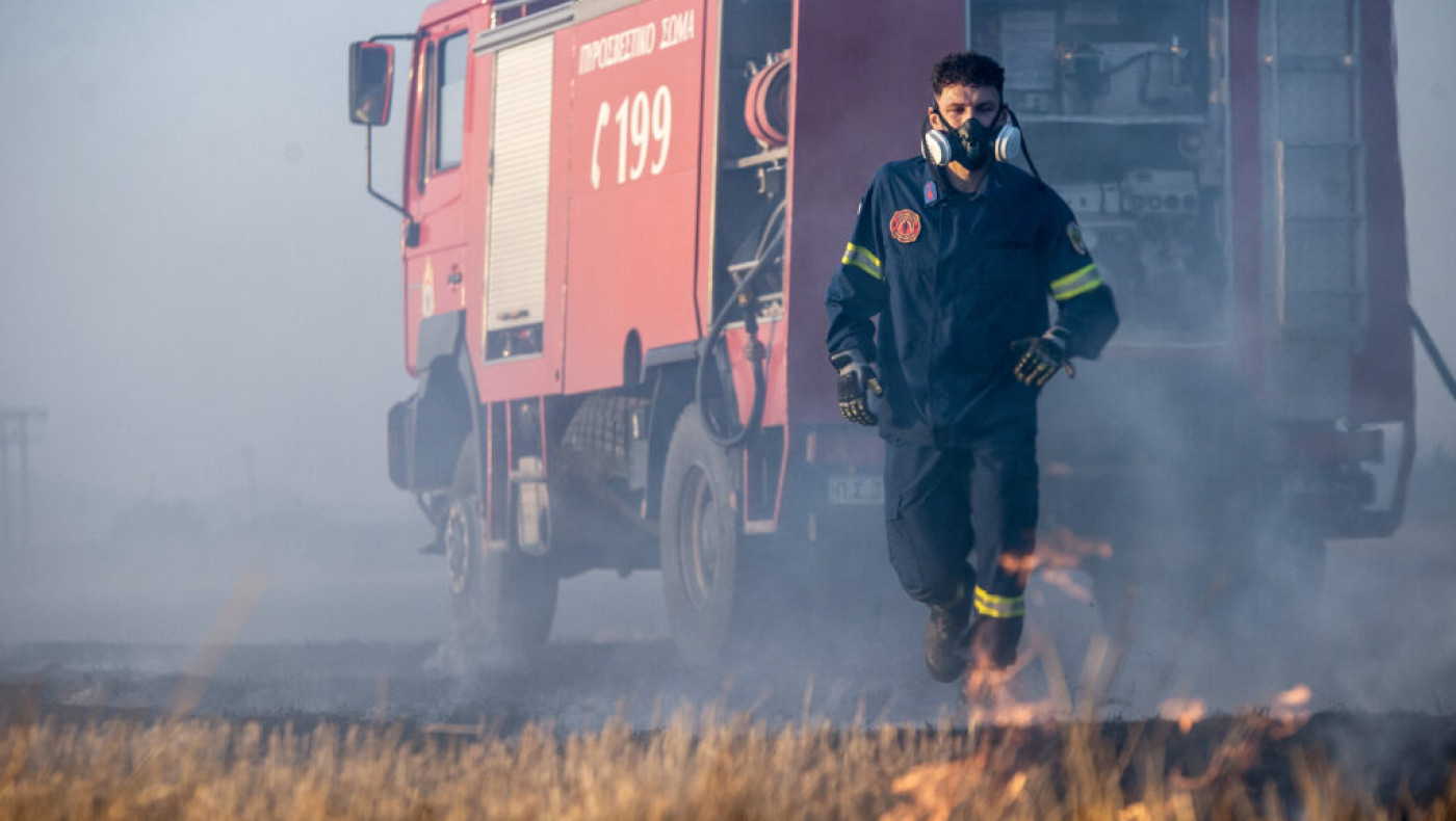 Γλυφάδα: Σύλληψη των νεαρών που έβαλαν τη φωτιά