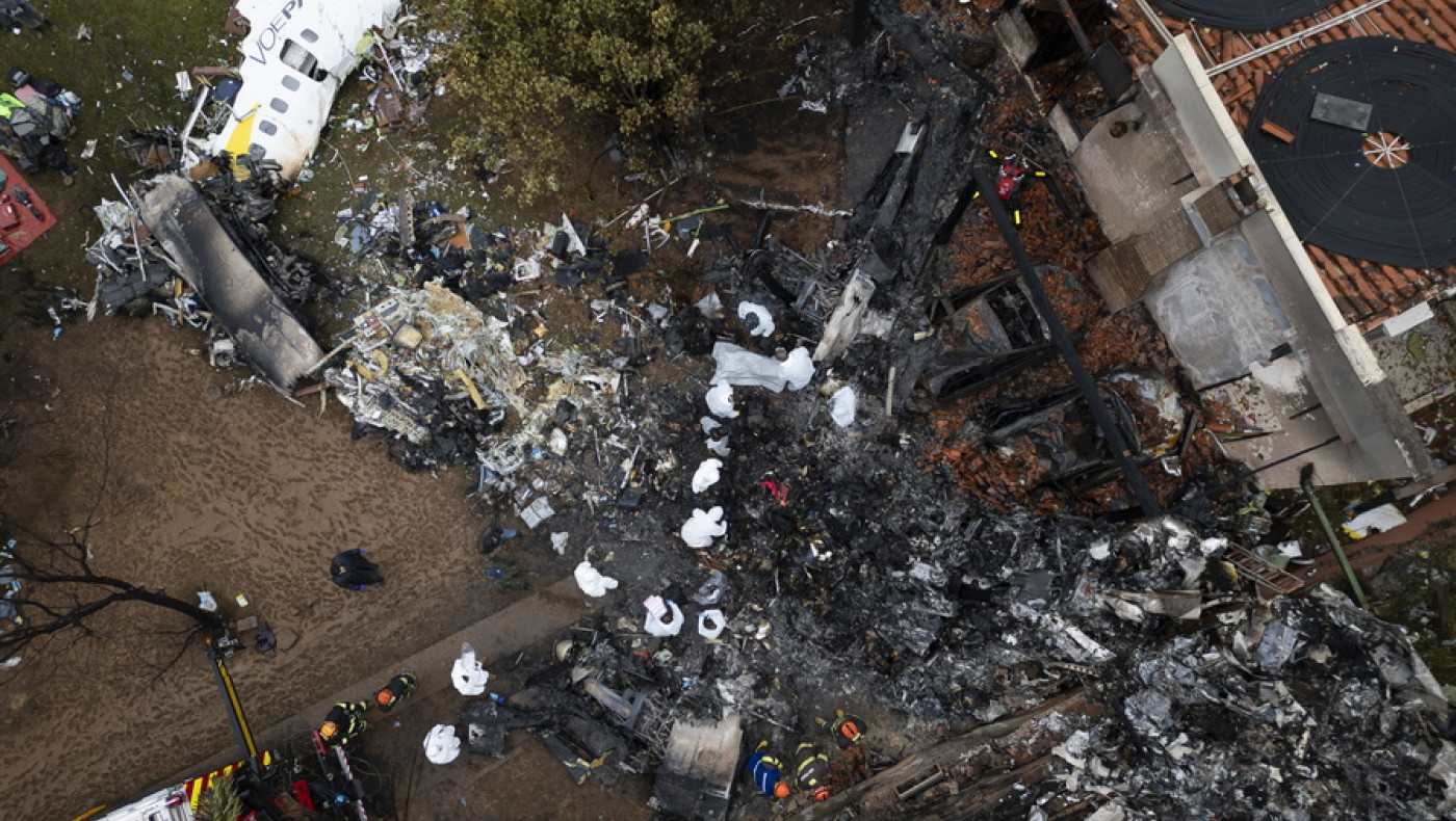 Βραζιλία:  Στο «μικροσκόπιο» τα μαύρα κουτιά του μοιραίου αεροσκάφους