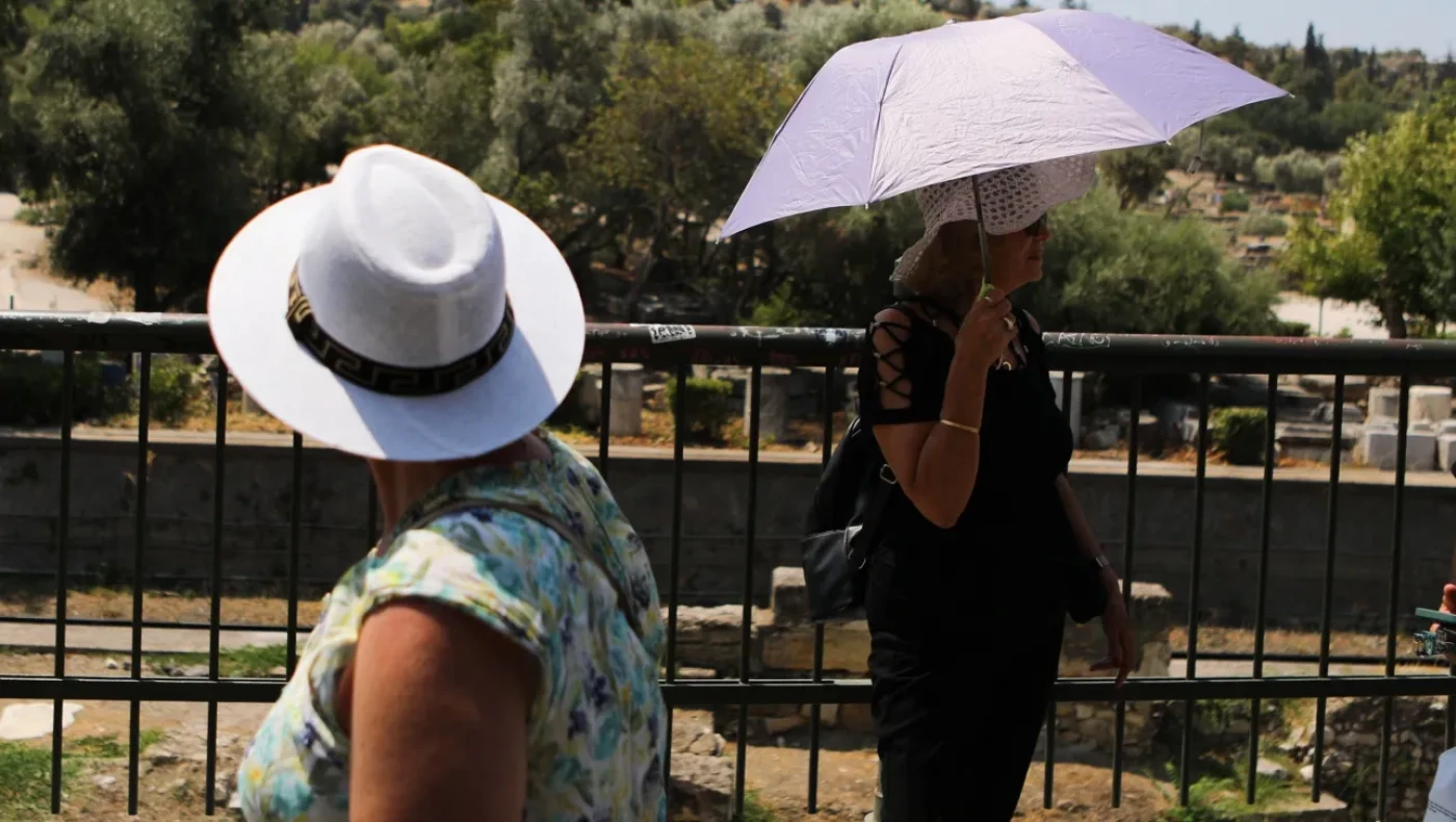 Με 40άρια η γιορτή του Δεκαπενταύγουστου - Που το θερμόμετρο θα χτυπήσει «κόκκινο»