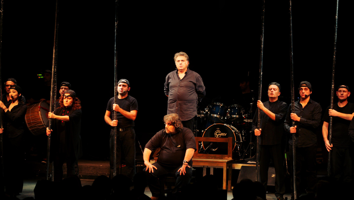 Άγαμοι Θύται: Με ποιον special συντελεστή γιορτάζουν τα 33 τους χρόνια