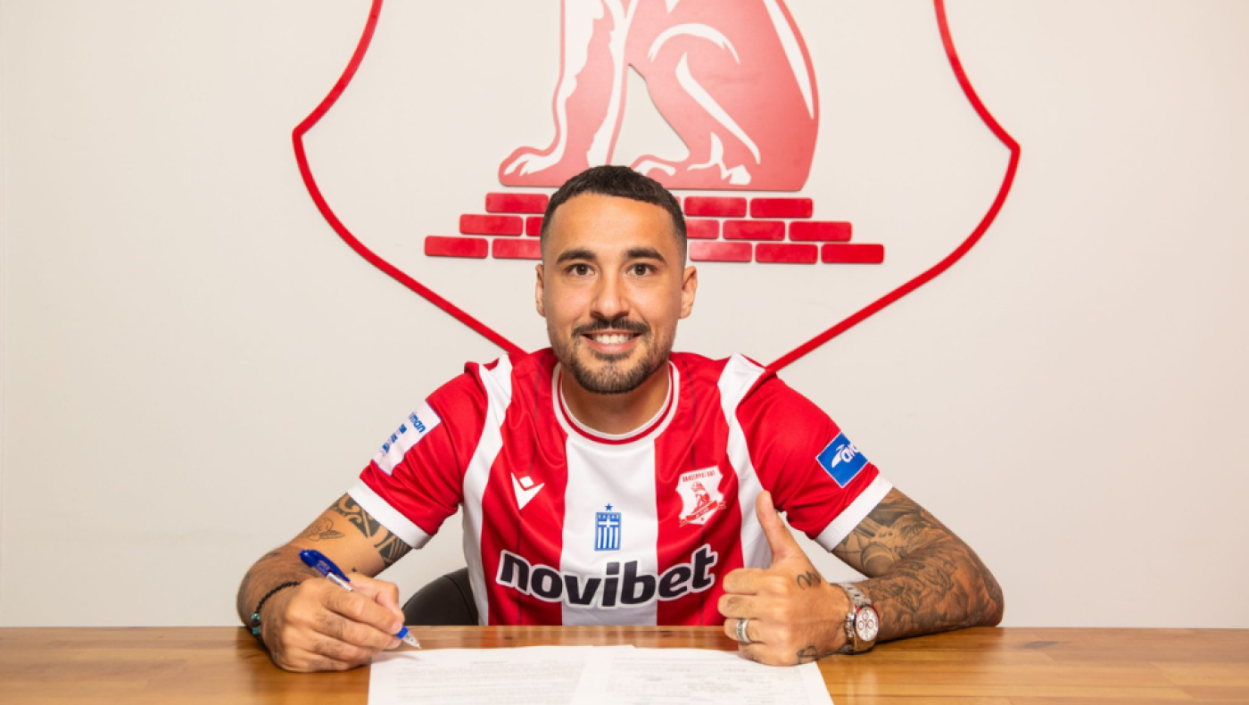 Πανσερραϊκός:  Έκλεισε μουντιαλικό ποδοσφαιριστή