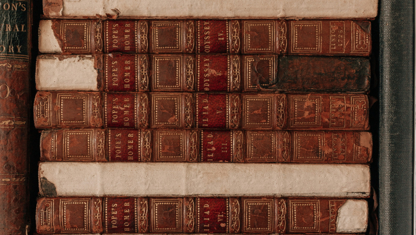 Διαρρήκτης πιάστηκε να διαβάζει... Όμηρο κατά τη διάρκεια ληστείας!