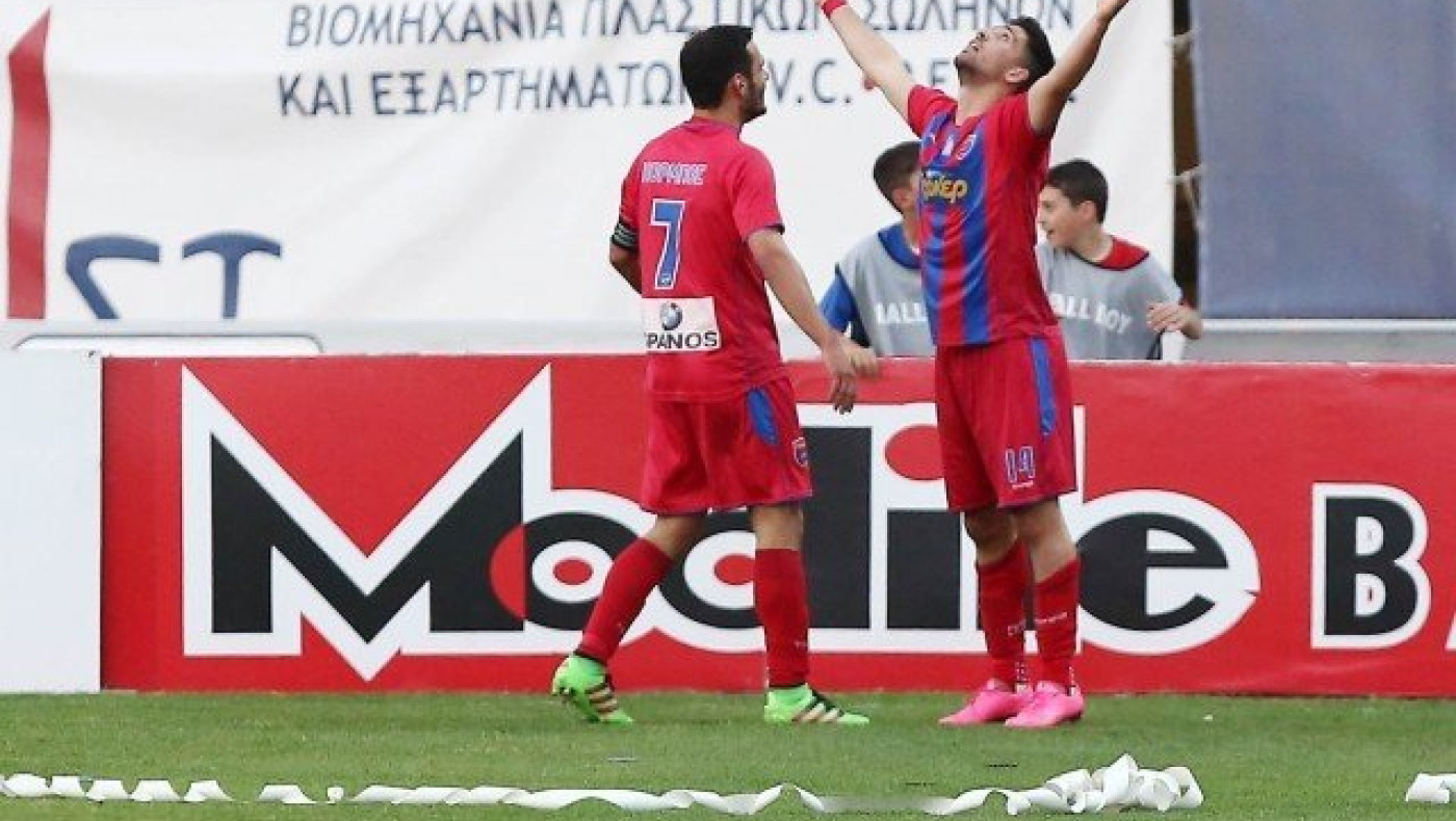 Η αιωρούμενη  απορία  για  ΠΑΟΚ  και Τάσο Μπακασέτα