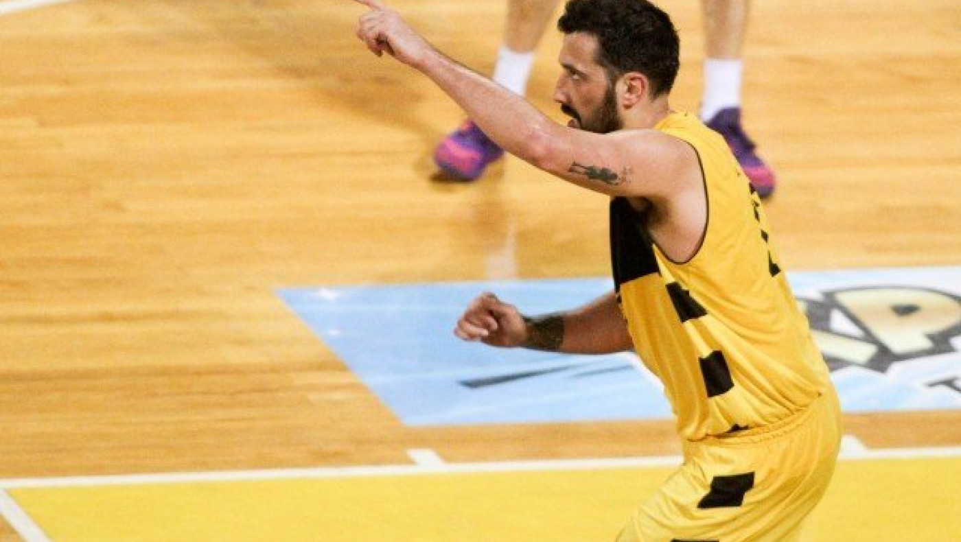 «Μην τα παρατήσετε ποτέ και τότε ίσως γίνετε  σαν τον Σίμτσακ»