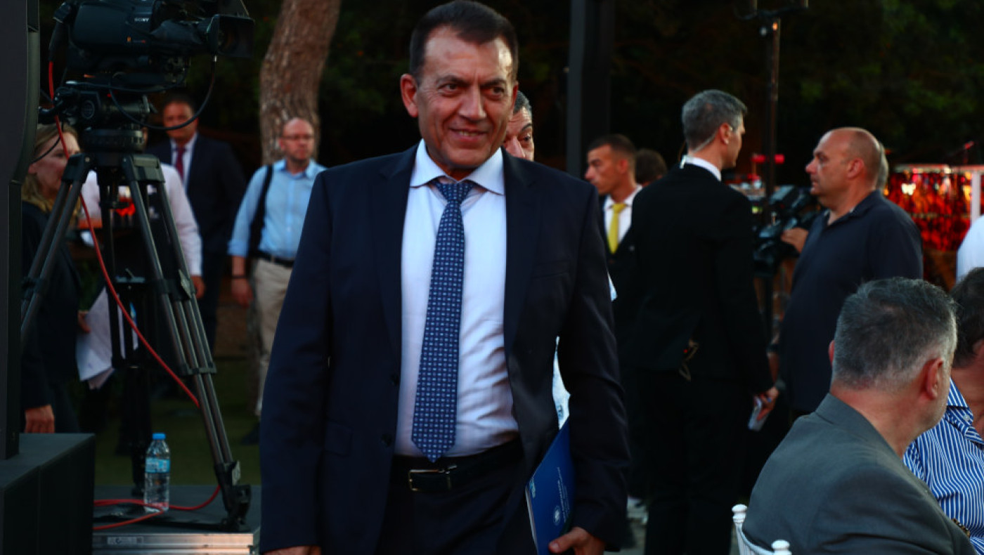 Βρούτσης για ΣΕΦ: «Δρομολογούνται οι εξελίξεις για να δοθεί στον Ολυμπιακό» (vid)