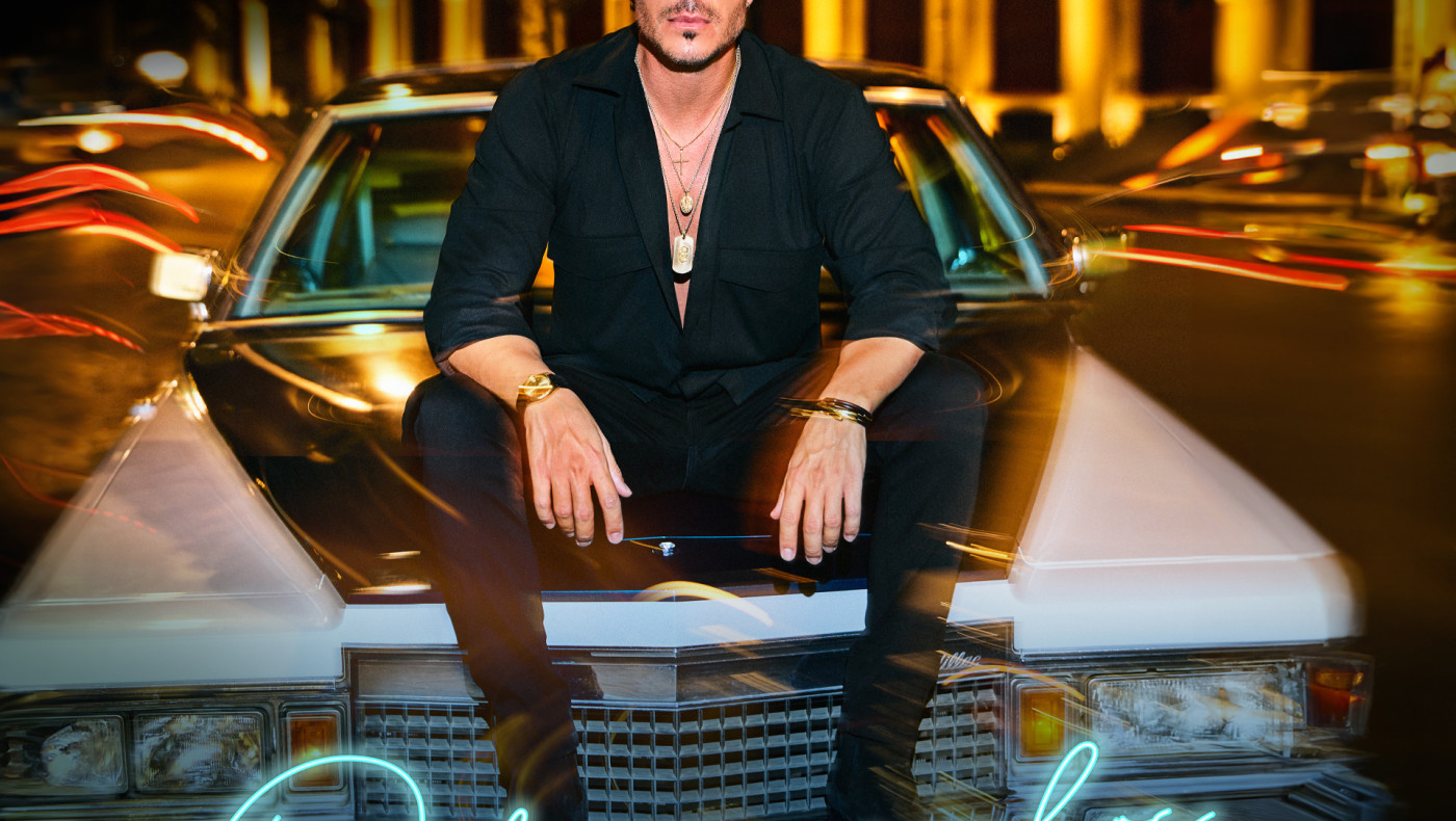 Ο Νίκος Οικονομόπουλος  στην "ΠΥΛΗ ΑΞΙΟΥ" στη Θεσσαλονίκη