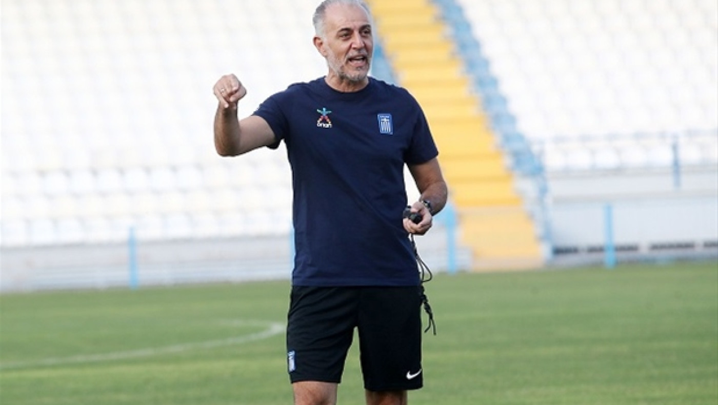 Ταουσιάνης για την νίκη με Νησιά Φερόε: «Ικανοποίηση για τη νίκη, τη σοβαρότητα και την εφαρμογή των τακτικών πλάνων»