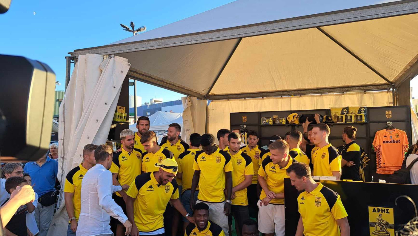 Άρης: Η επίσκεψη της ποδοσφαιρικής ομάδας στη ΔΕΘ