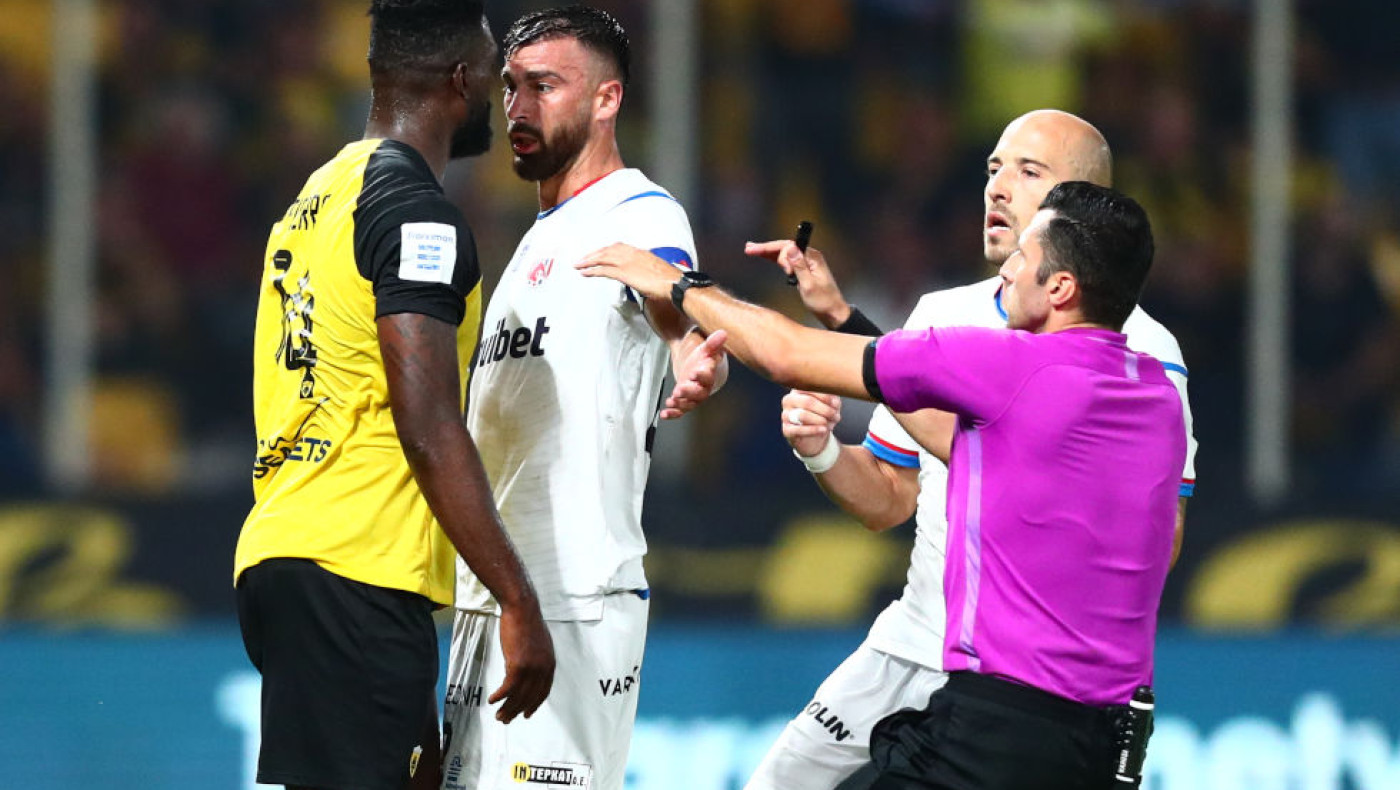 ΑΕΚ-Βόλος: Χαμός στην Opap Arena με Μύγα και Πιερό